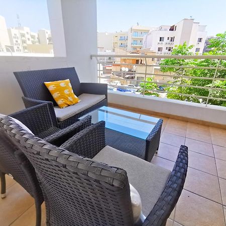 Promenade Breeze City Apartment Larnaka Exterior foto